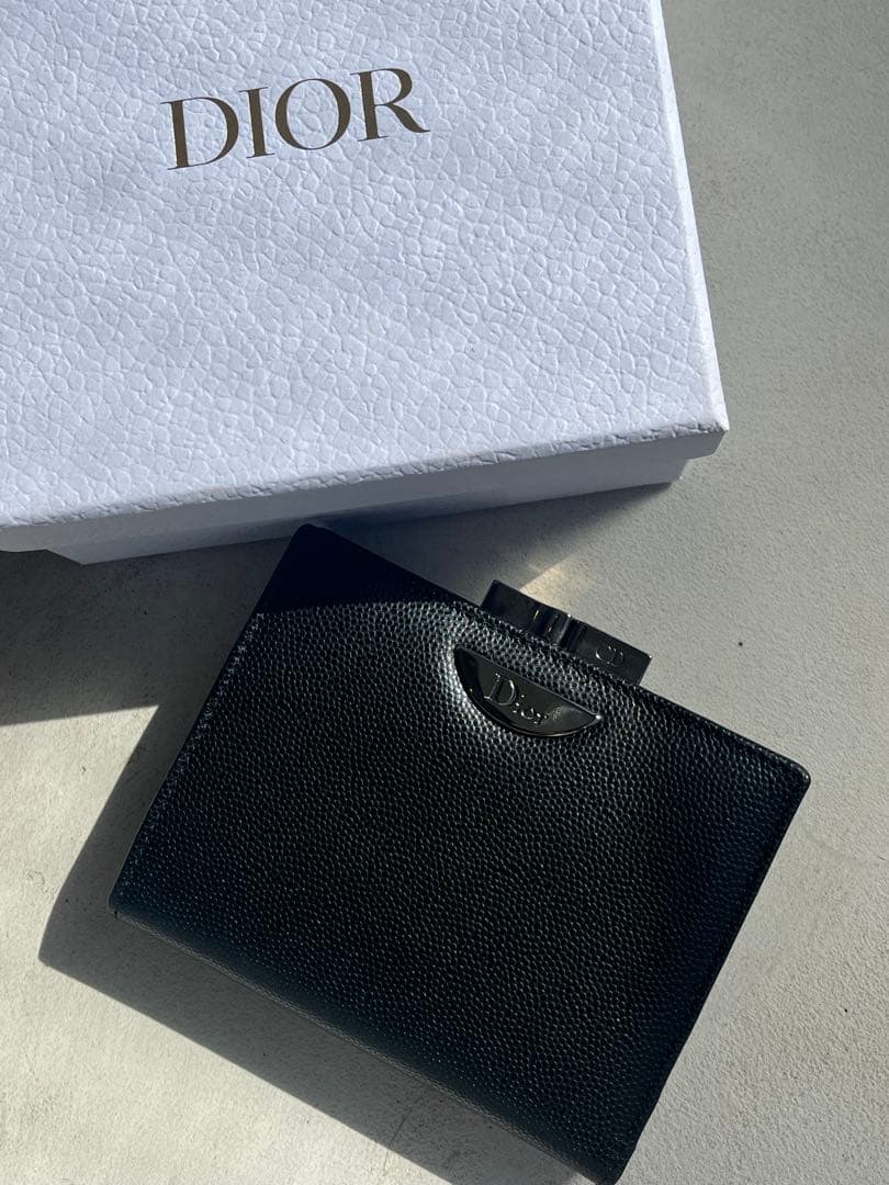 【新品未使用】ChristianDior ブラックレザー 二つ折り財布