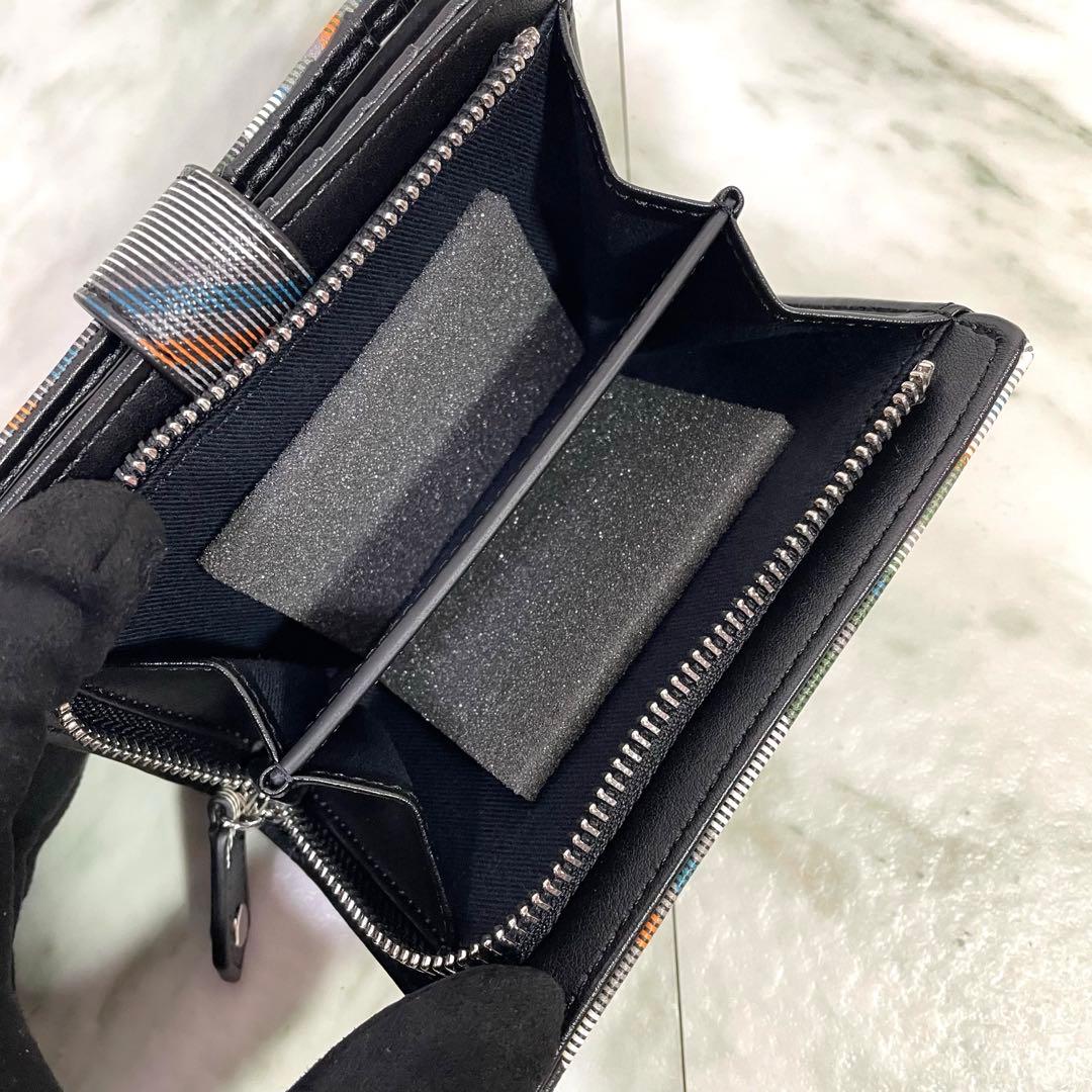 【新品】Vivienne Westwood財布レディース　マルチカラーチェック