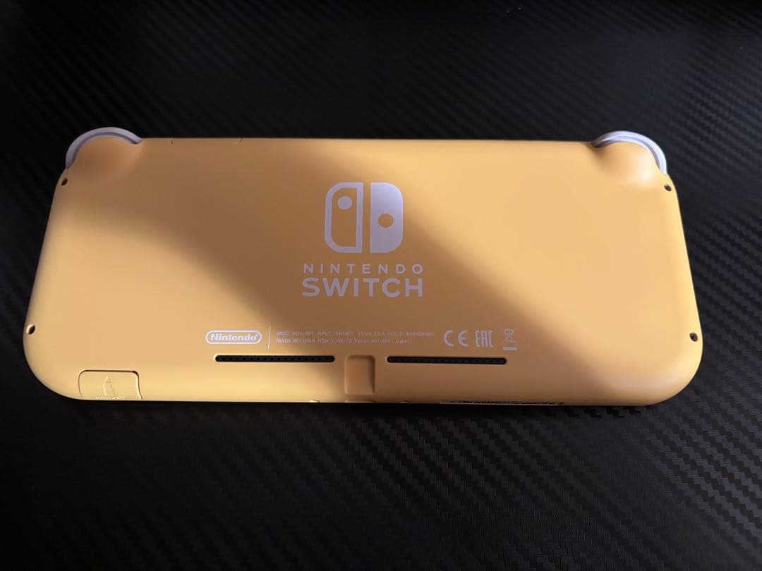 Nintendo Switch Lite イエロー 本体とケースと充電ケーブル
