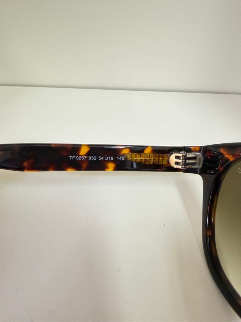 希少 TOM FORD TF9257 サングラス　度なし　専用ケース付き