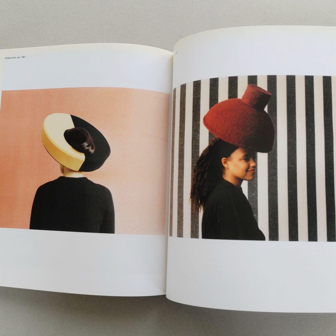 Looking at Fashion /カタログ ファッション アート