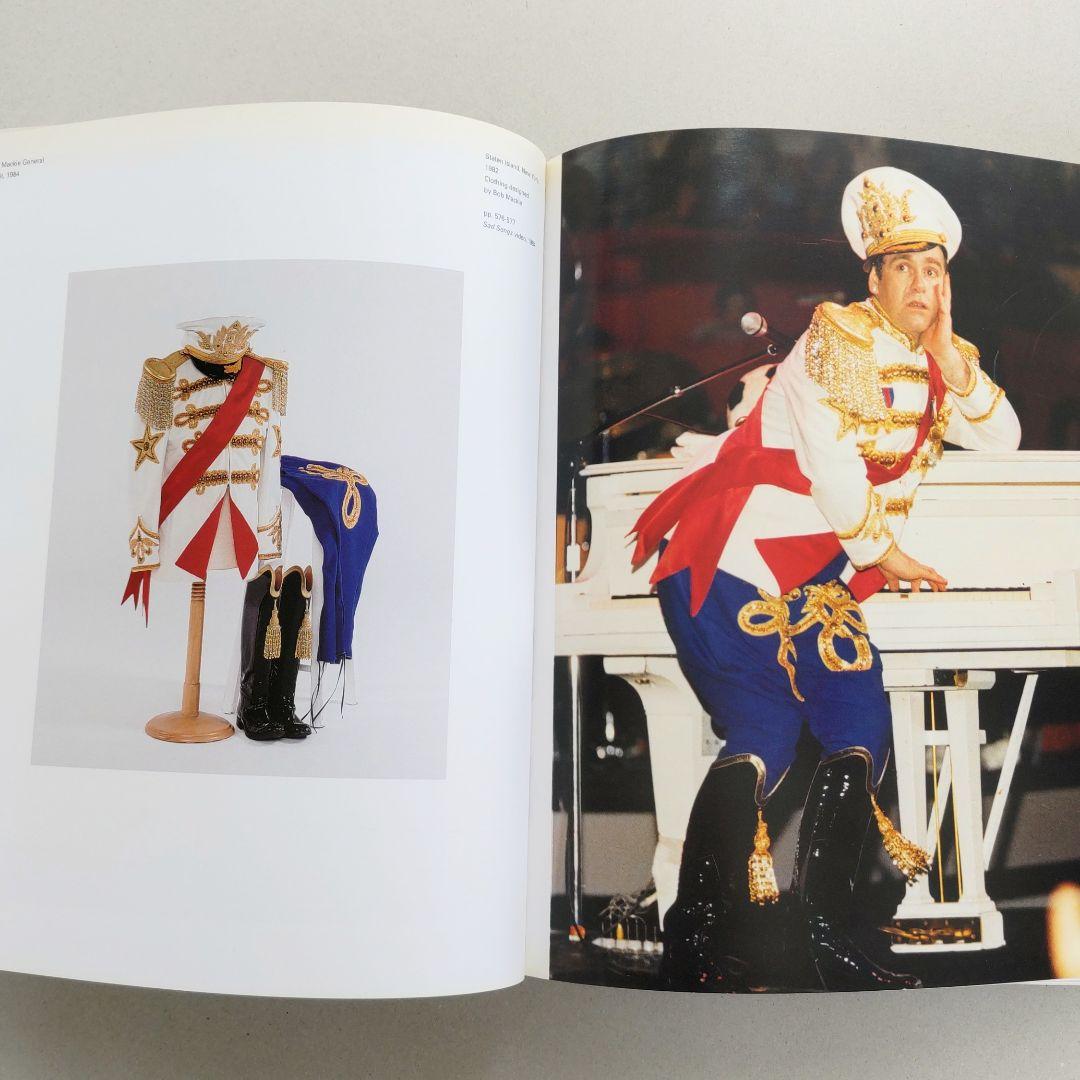 Looking at Fashion /カタログ ファッション アート