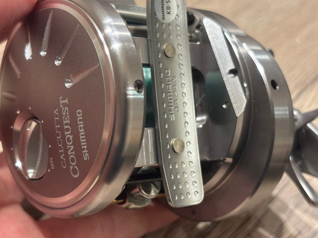 SHIMANO 09カルカッタコンクエスト　200DC
