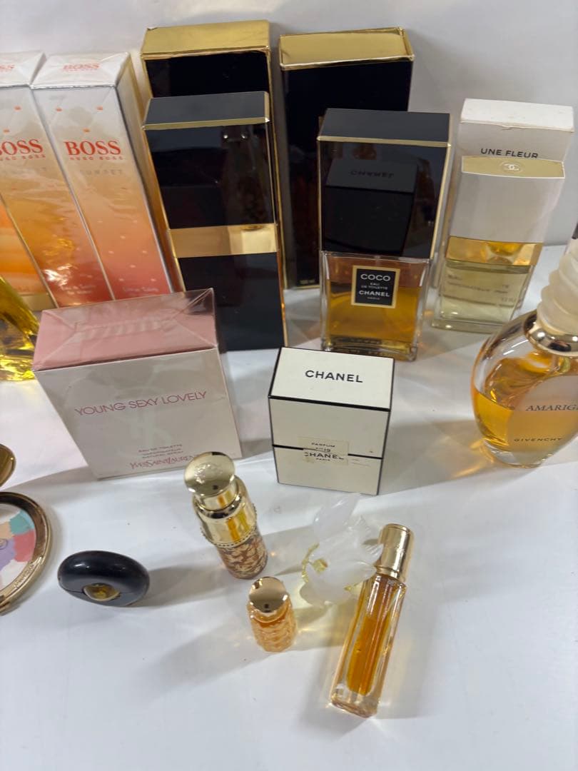 s*u様 シャネル Guerlain ミニ香水セットと香水まとめ売り
