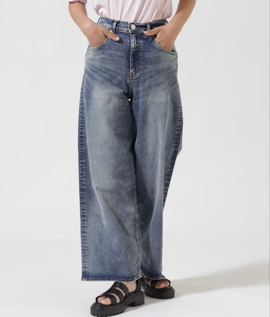 【ほぼ未使用品】SURT バギーパンツ DENIM サイズM