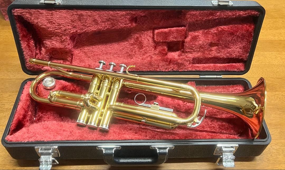 美品 YAMAHA ヤマハ YTR-1335 トランペット ケース付き