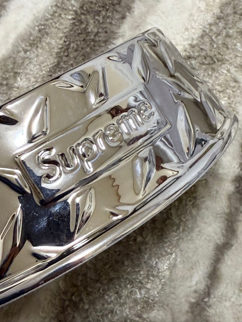 Supreme Diamond Plate Dog Bowl 犬用