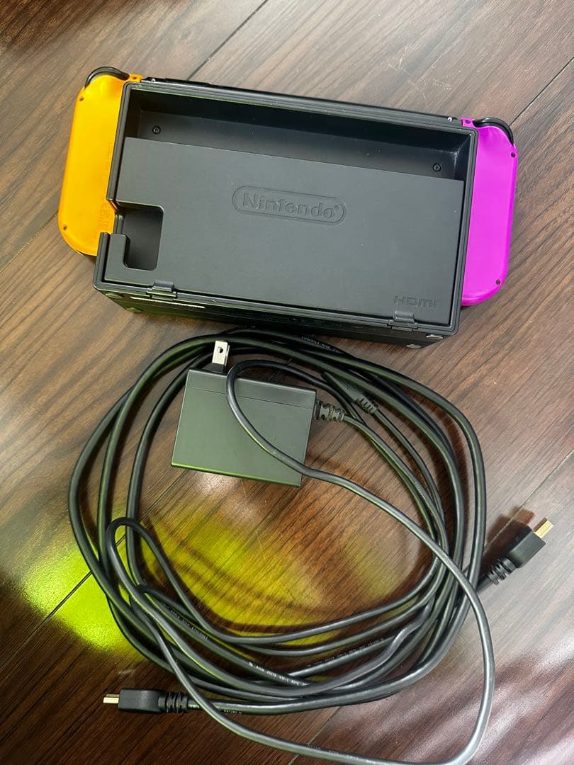 スイッチ　任天堂　swich ゲーム　ネオンパープル　オレンジ