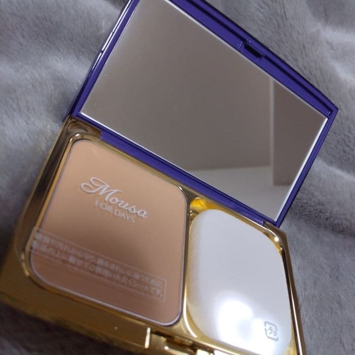 ムーサモイスチュア パウダーファンデーション&ムーサイオリキッドファンデーション
