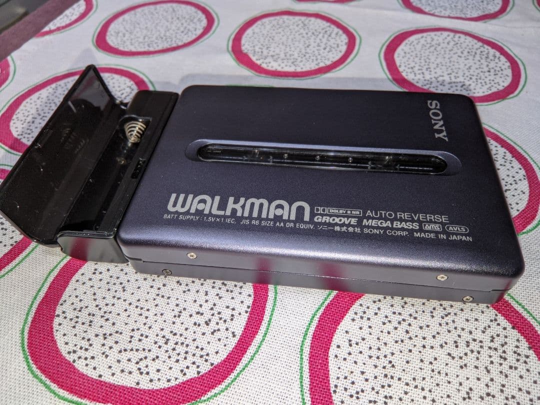 SONY WALKMAN WM-EX677 GROOVE ソニー　ウォークマン