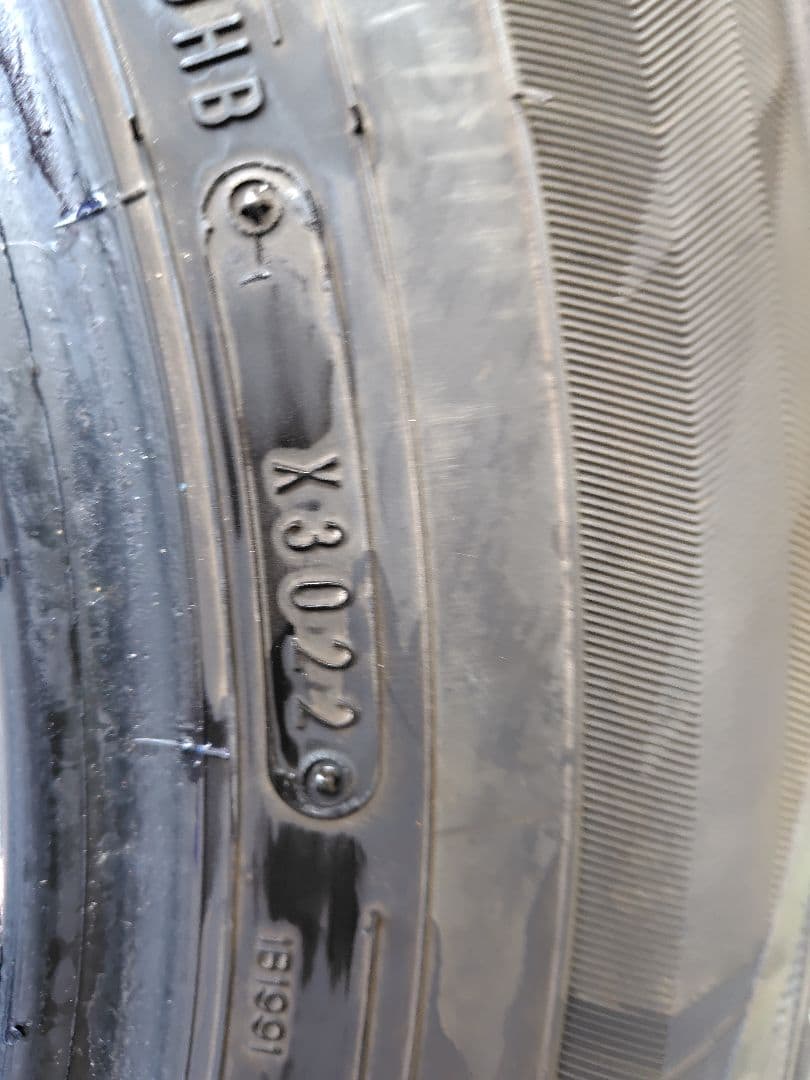 ダンロップウインターマックス 215/65R16 8分山