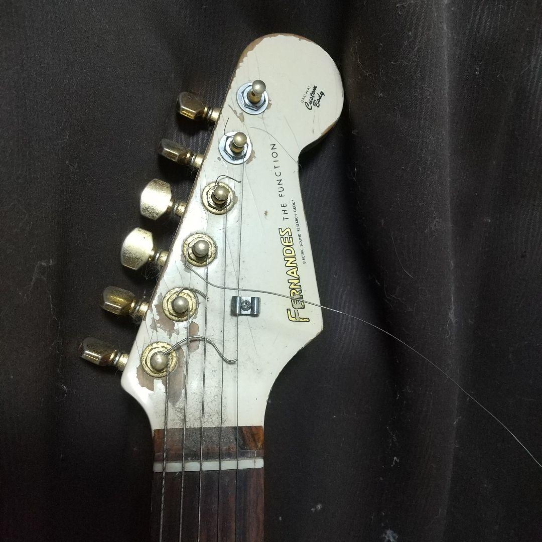 エ*ィ様 Fernandes The Function エレキギター アイボリー