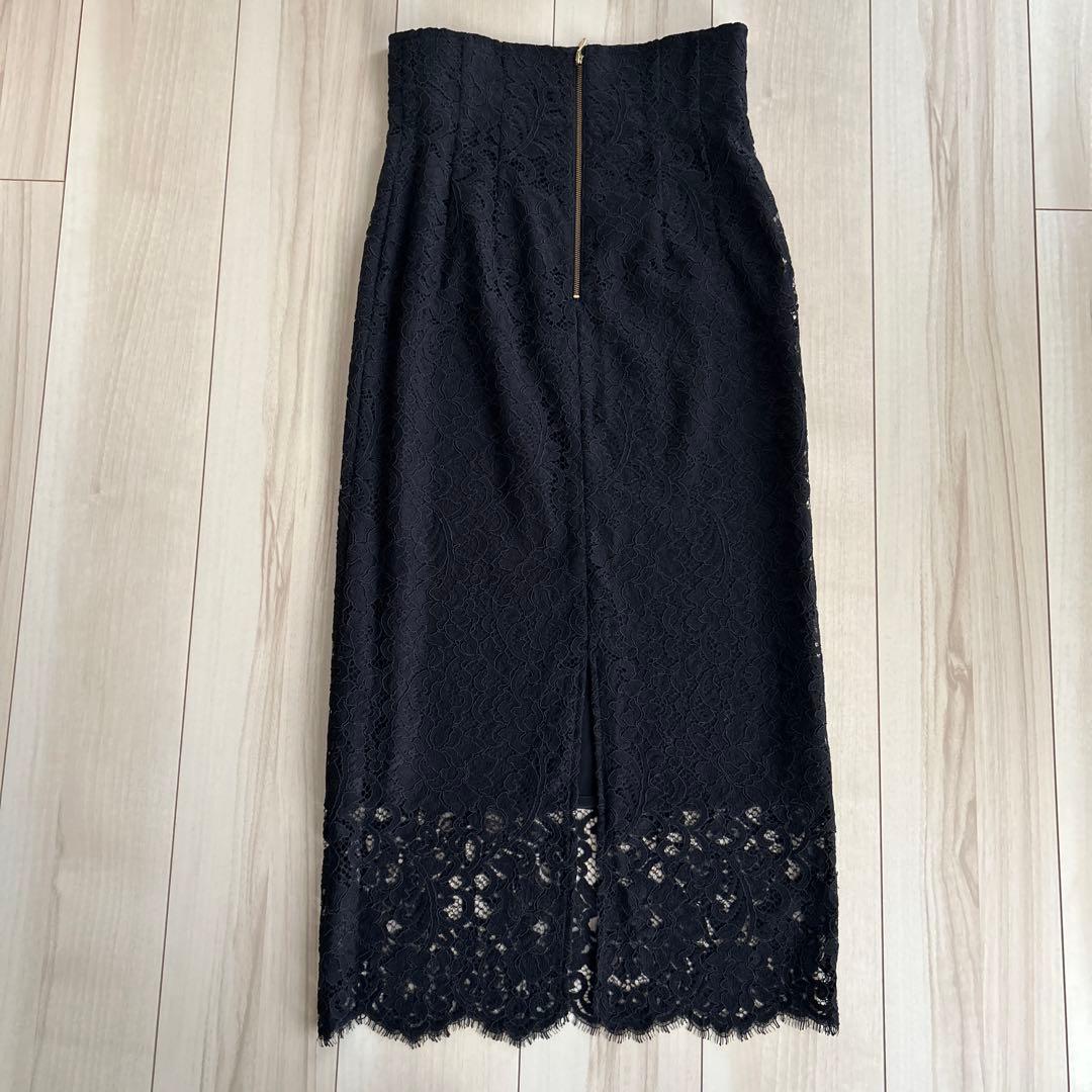 美品 Noble リバーレース Iラインスカート 紺 M