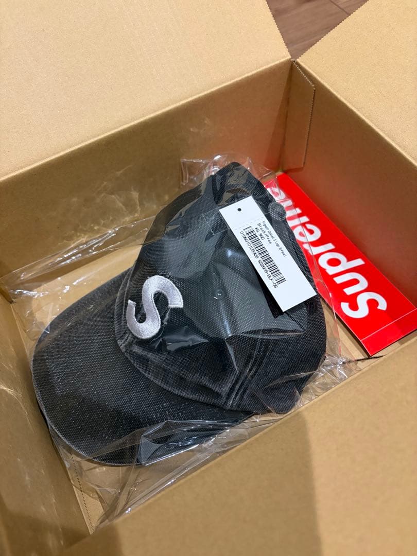 Supreme Pigment Coated S Logo 6-Panel 黒
