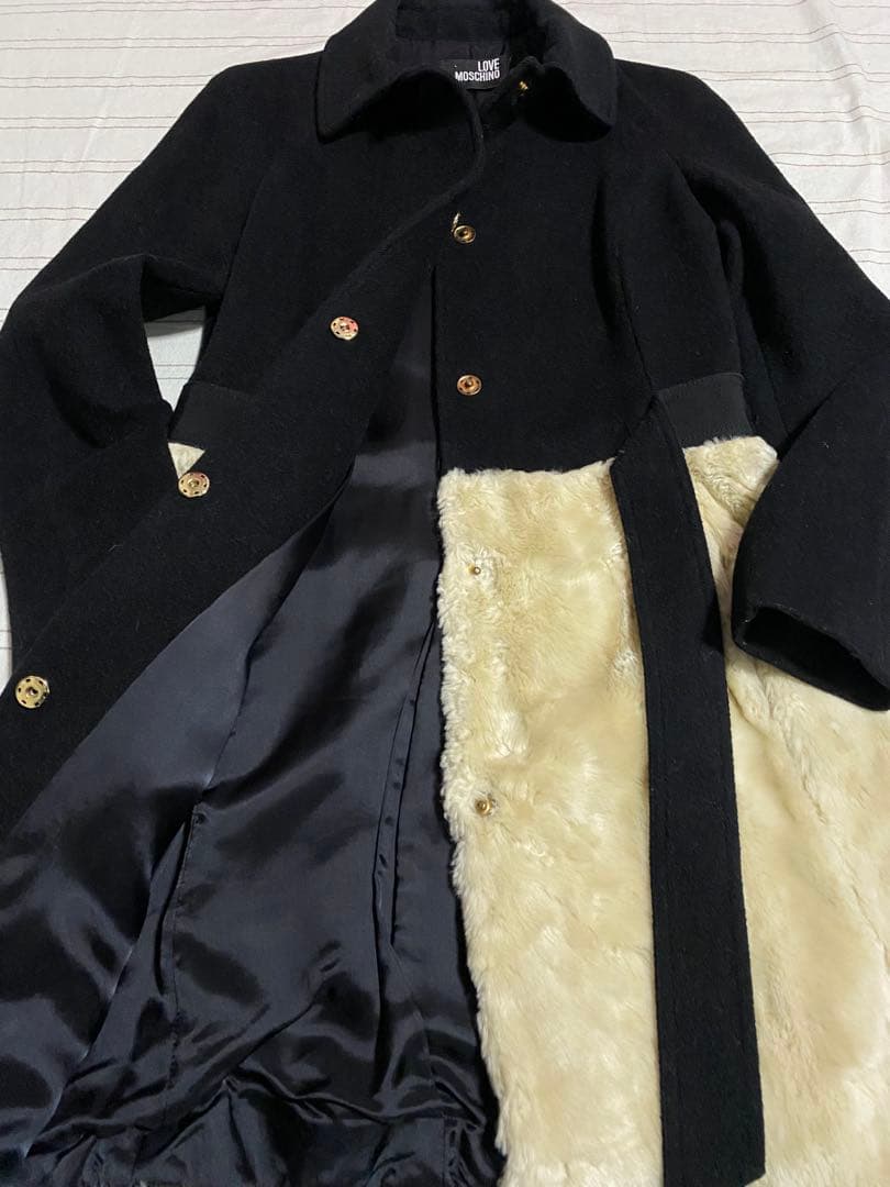 亘様ご購入用　LOVE MOSCHINO◆モスキーノ◆レディースツートンコート