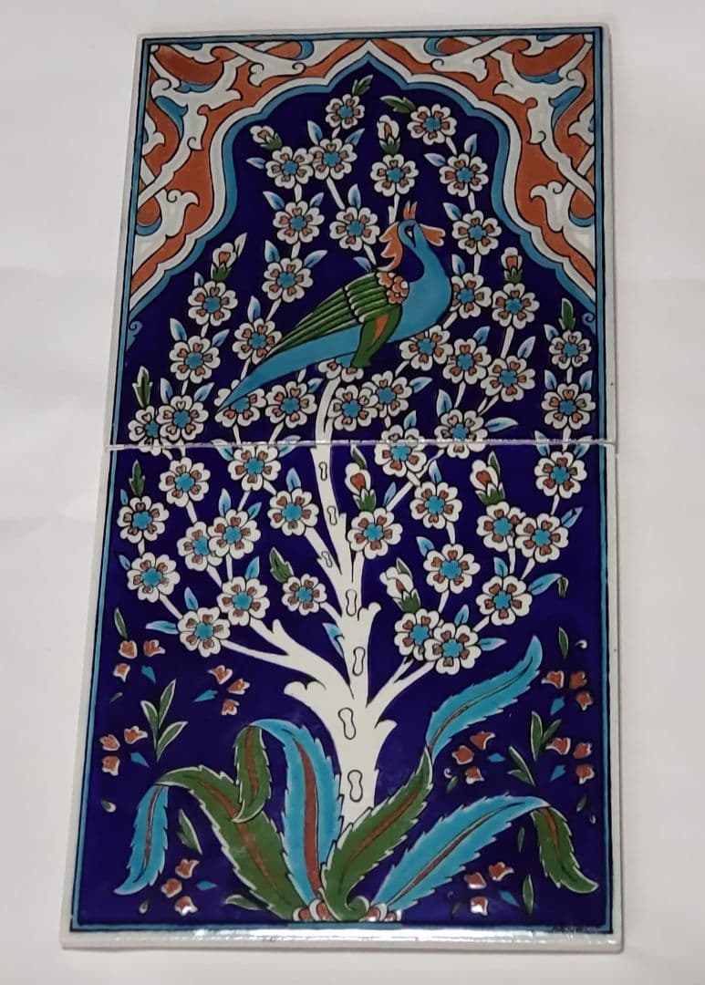 トルコ イズ二ックタイル 花鳥文様