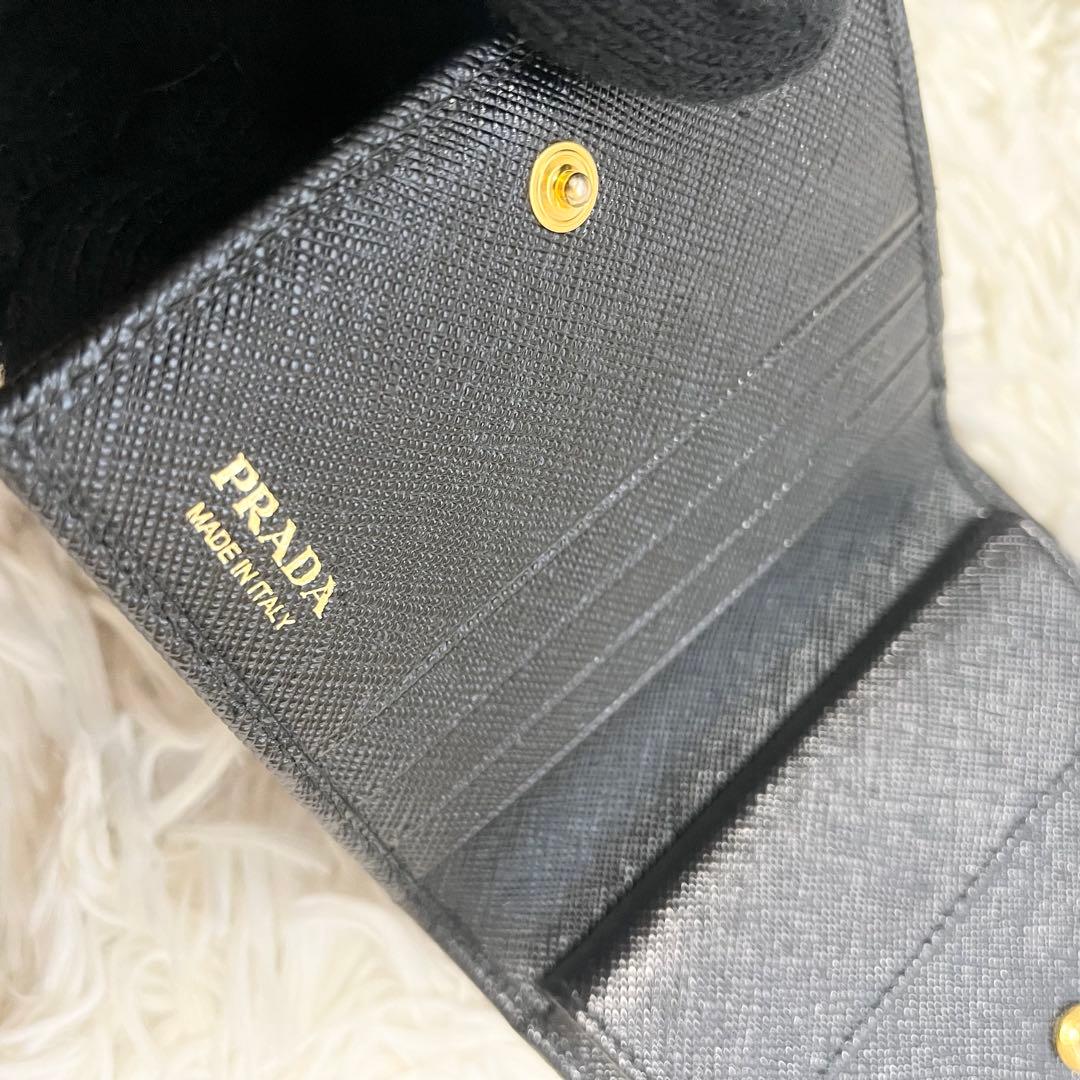 未使用級✨PRADA ミニ財布　ブラック　サフィアーノ　メタル