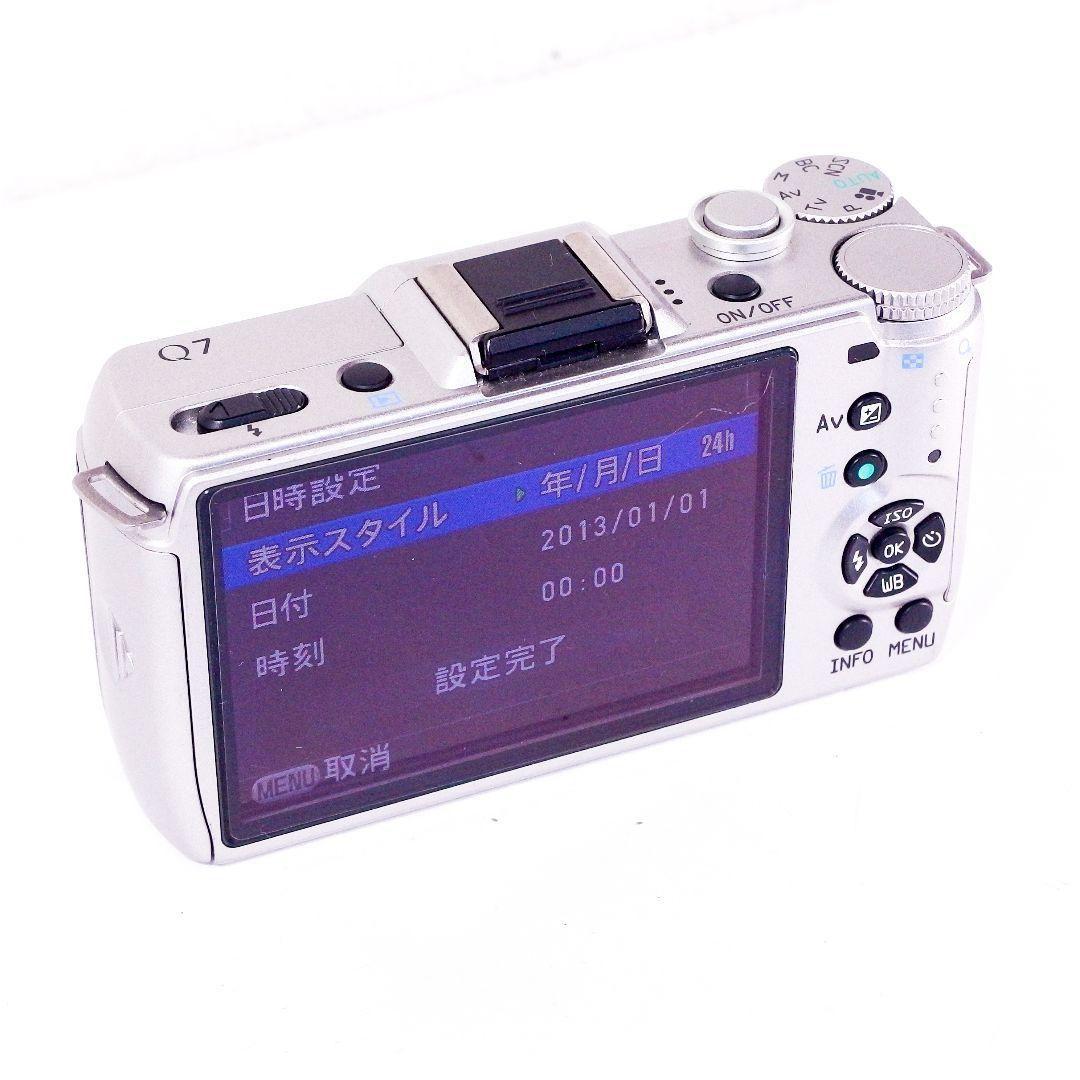 完動美品 PENTAX Q7 シルバー ダブルズームセット 元箱バッテリー充電器
