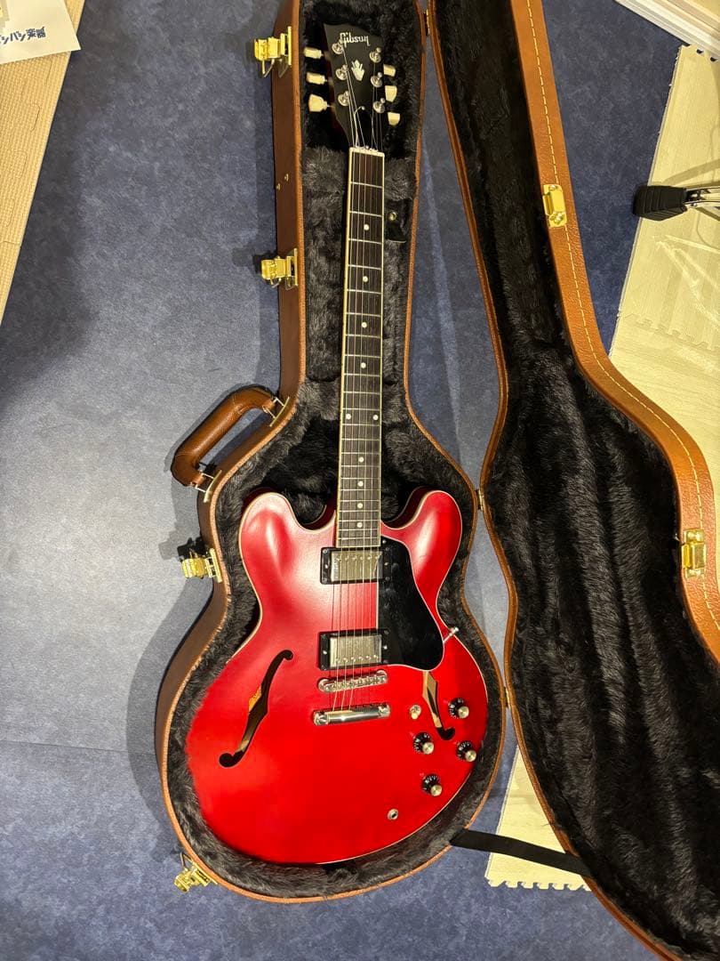 ギター Gibson ES-335 SATIN CHERRY