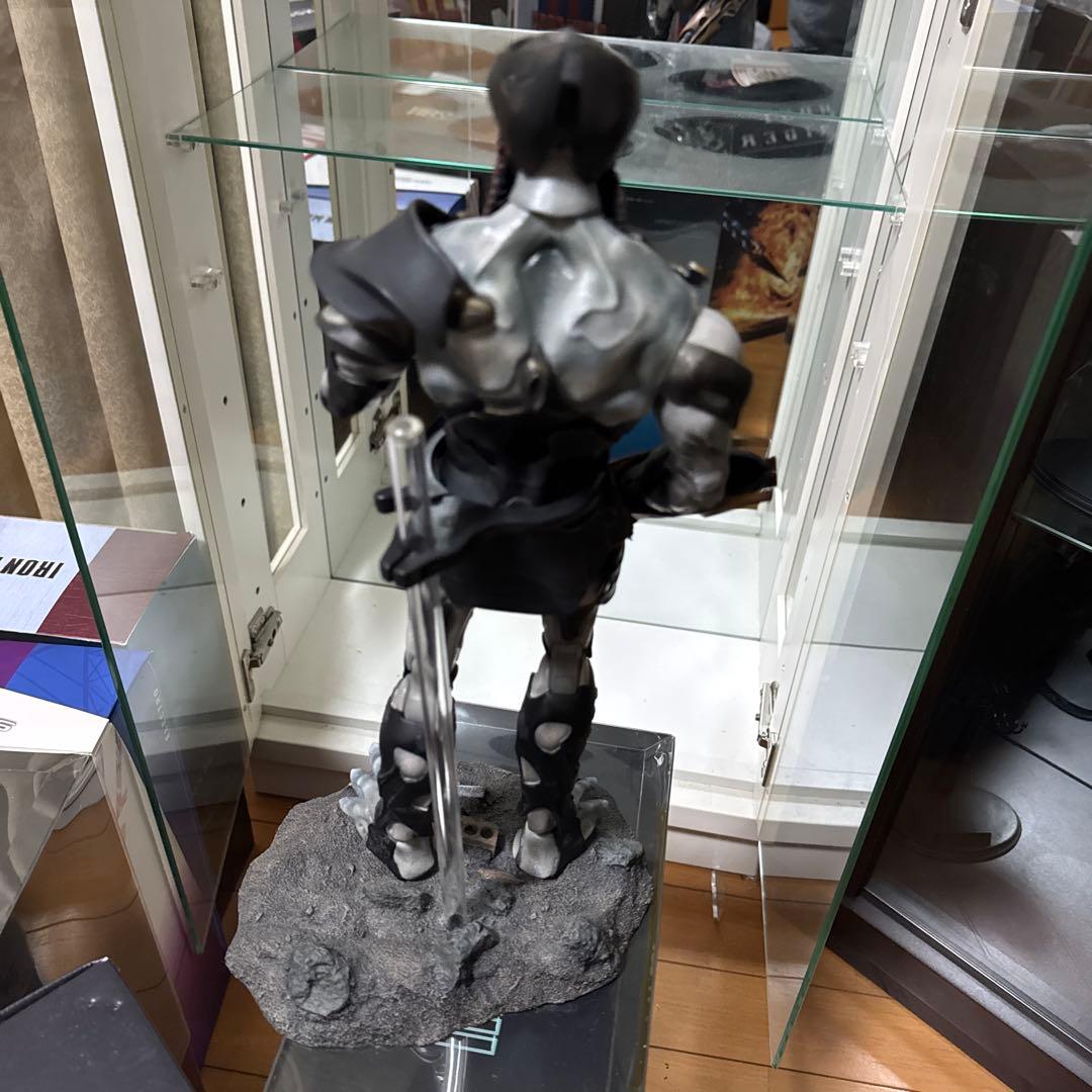 チタウリ　アベンジャーズ　ホットトイズ　箱あり　パーツなし