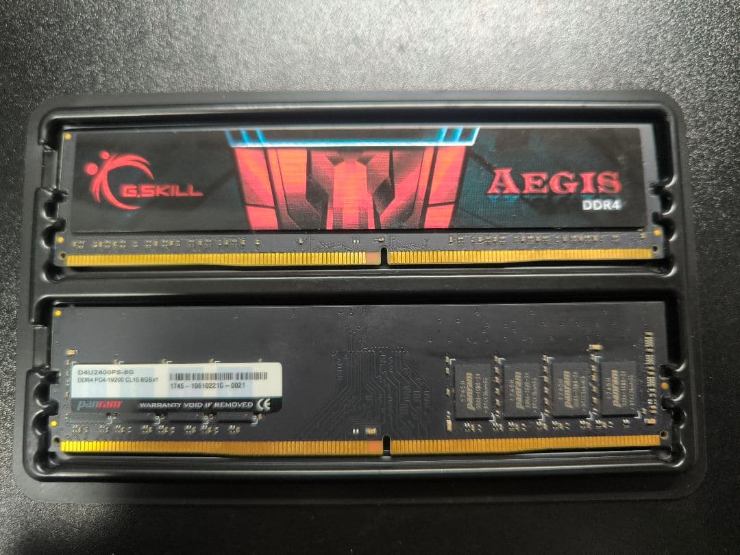 ひ*ろ様 DDR4 8GBx2枚 16GB DDR4-2400 デスクトップメモ