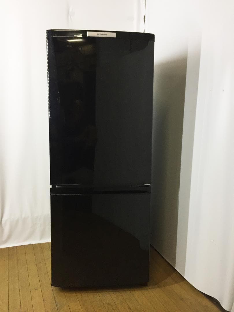 30日迄！送料無料◆三菱　146L　ラウンドカット　冷蔵庫【♦MR-P15W】
