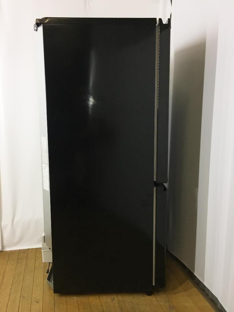 30日迄！送料無料◆三菱　146L　ラウンドカット　冷蔵庫【♦MR-P15W】