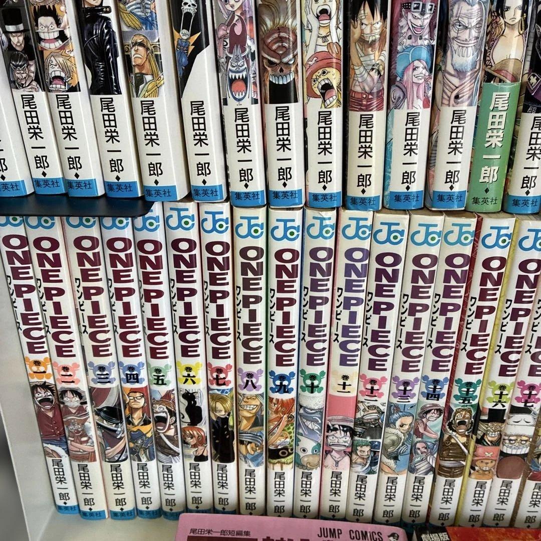 ONE PIECE 全巻セット １巻〜１１４巻（最新刊） ＋関連本４巻