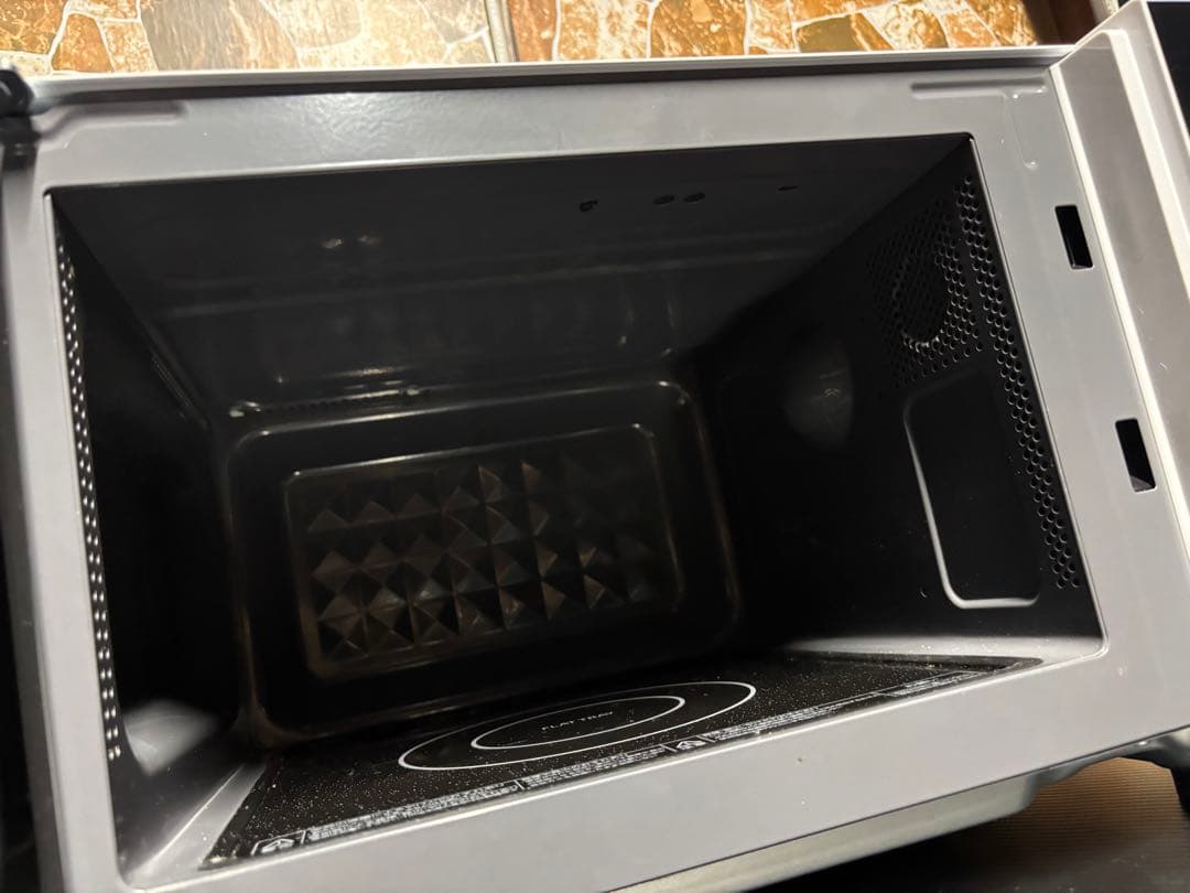 高年式美品！東芝 電子レンジ 50/60Hz ER-WM17 2023年製