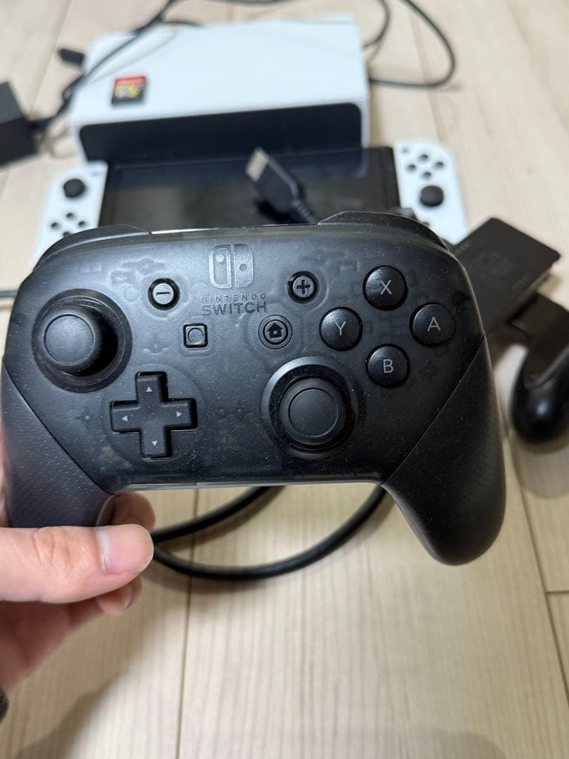 NintendoSwitchホワイト有機ELプロコントローラー、スプラトゥーン3