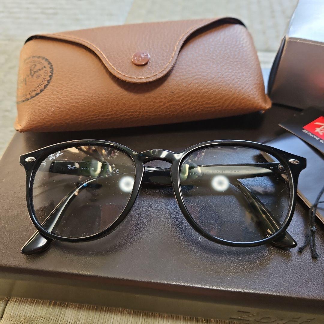 Ray-Ban RB4259F サングラス