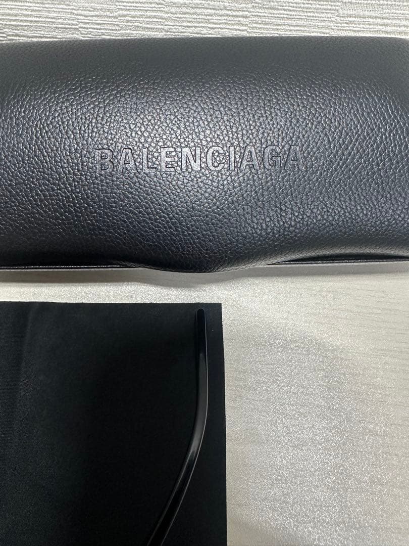 BALENCIAGAサングラス