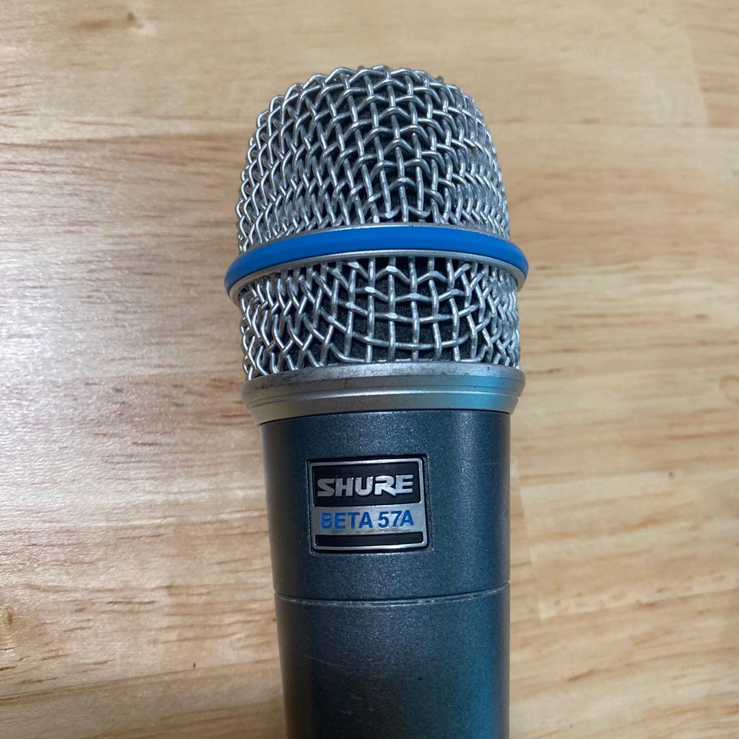 SHURE BETA 57A ダイナミックマイク 本体と付属品