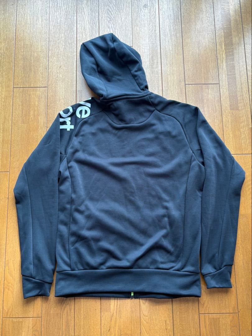 新品未使用:DESCENTE(デサント)ジャージ上下セット 黒