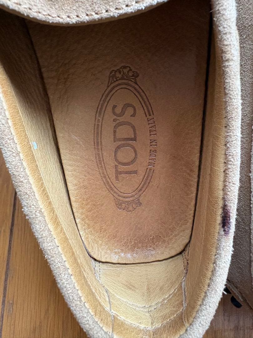 TOD'S ベージュ モカシン