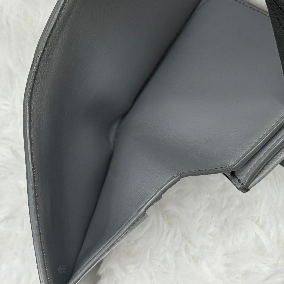 【美品】CELINE セリーヌ 三つ折り財布 箱付き 付属品　ウォレット　グレー