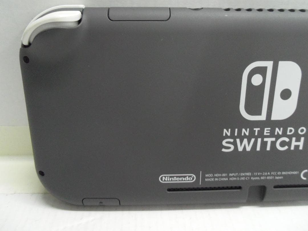 【中古】任天堂 Switch Lite グレー 画面にキズあり ヤマダ保証書付き