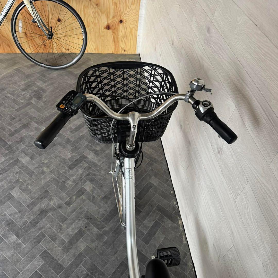 電動アシスト自転車 シルバー バスケット付き