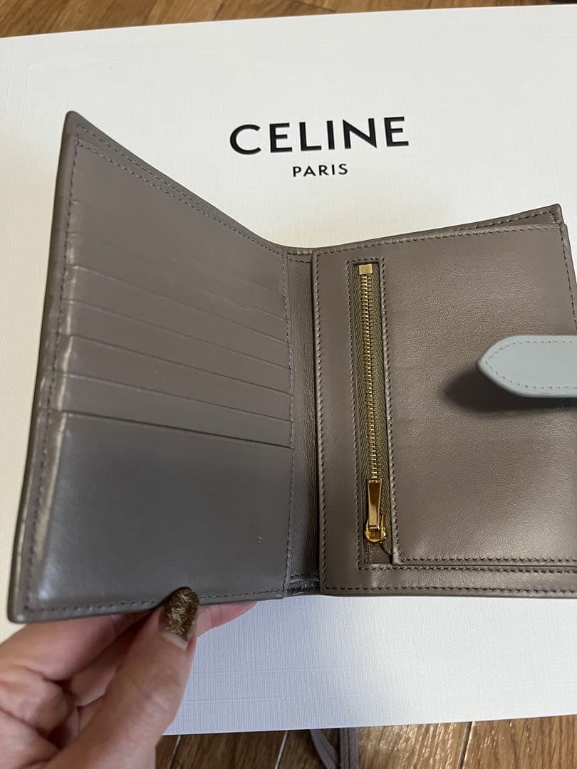 CELINE グレー 二つ折り財布