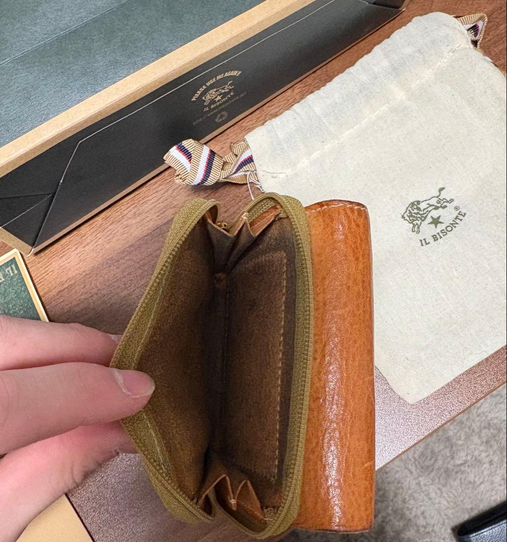 イルビゾンテ　三つ折り財布　トリフォルドウォレット