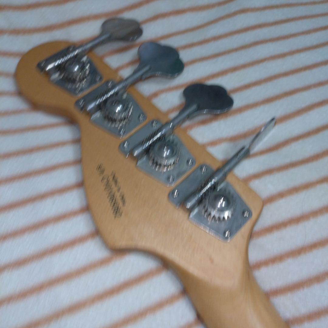 Squier PrecisionBass2001年