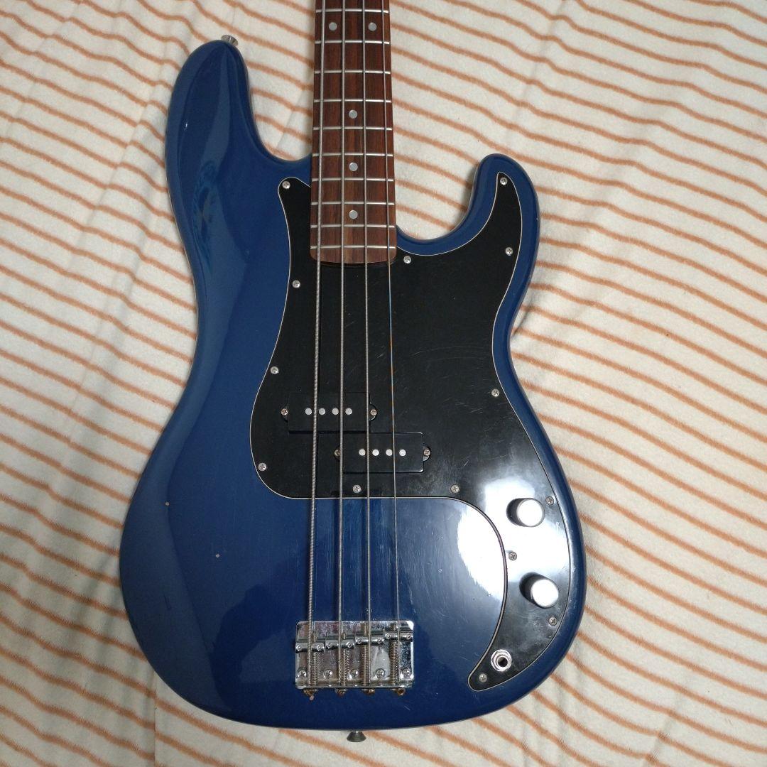 Squier PrecisionBass2001年