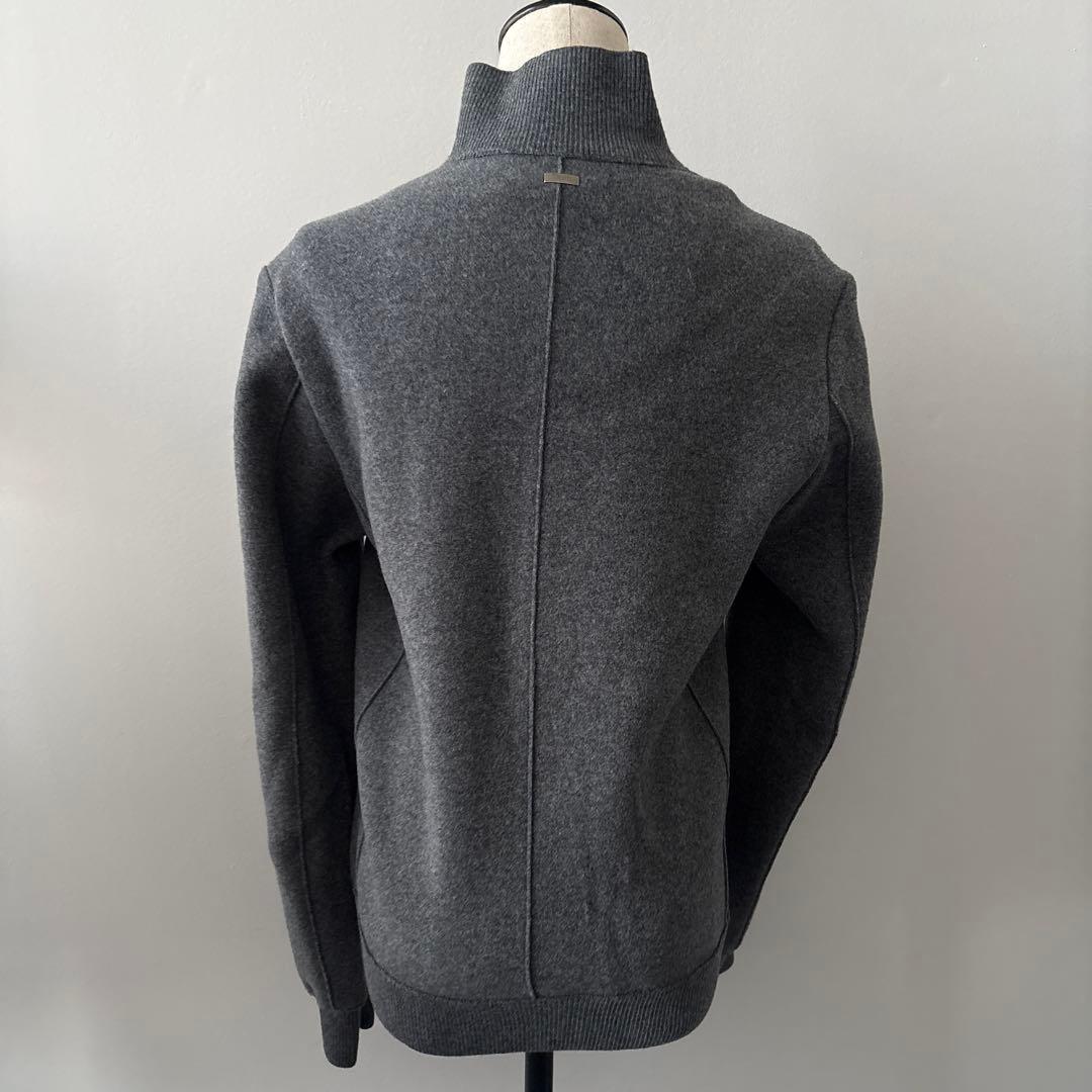 2/22まで出品 HERNO ウールブルゾン