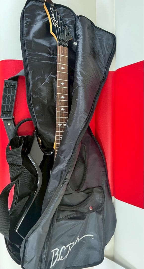 Killer エレキギター ブラック Floyd Rose搭載 ※傷多め・現状品