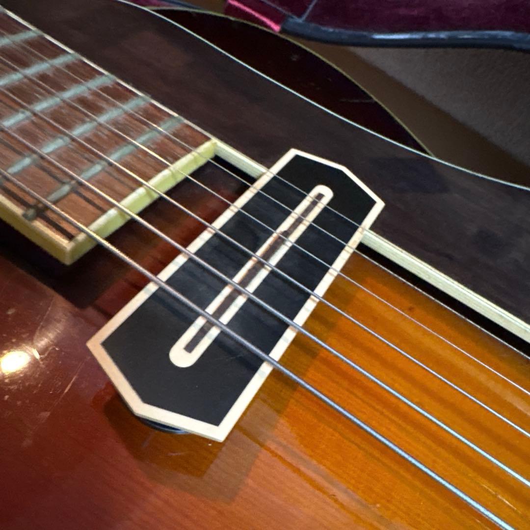 Eastman AR-605E フルアコ　ギター　サンバースト　純正ケース付き