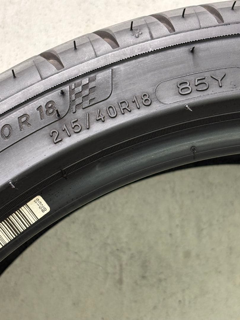 215 40 18 MICHELIN Pilot Sport 4 送料込 2本