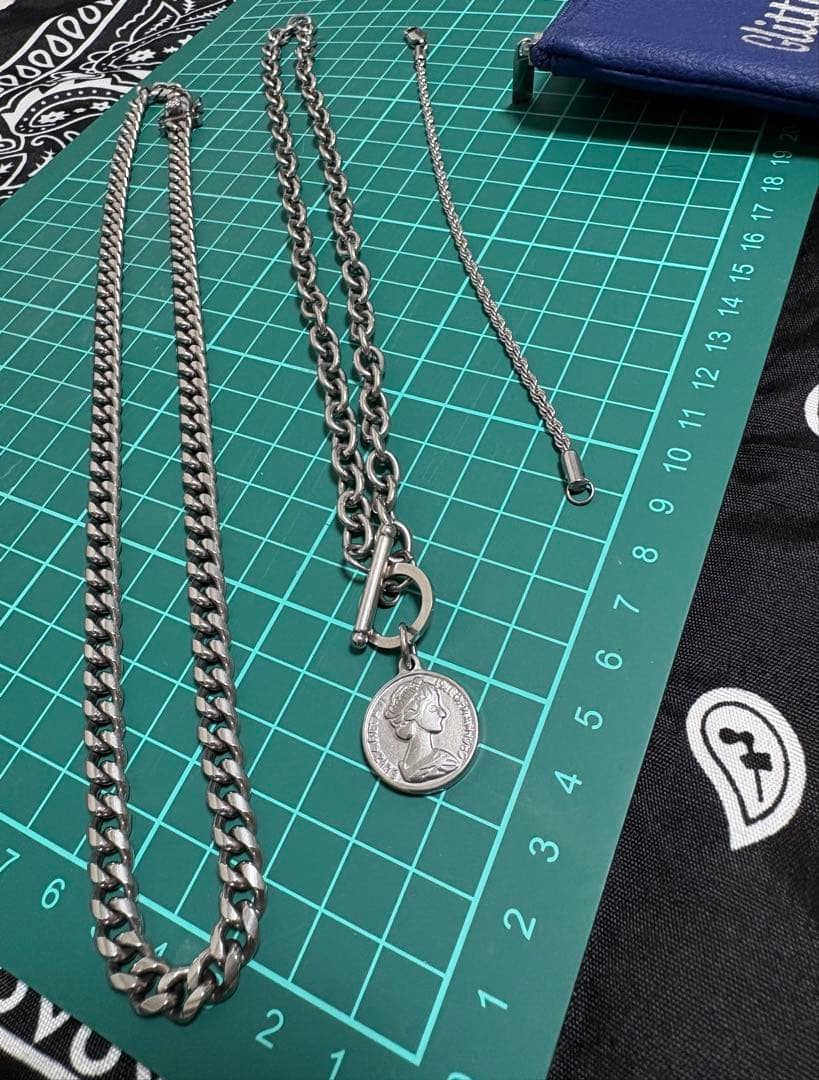 glitter jewelr シルバー系ネックレス　ブレスレットまとめ売り