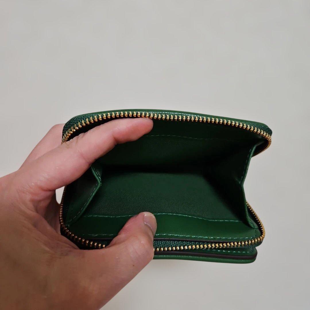 レイコマンさま専用 Tory Burchキラバイフォールド財布