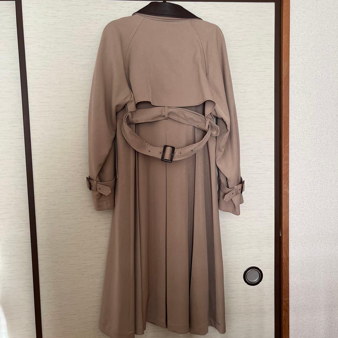 COHINA レザーライクカラートレンチコート short ベージュ