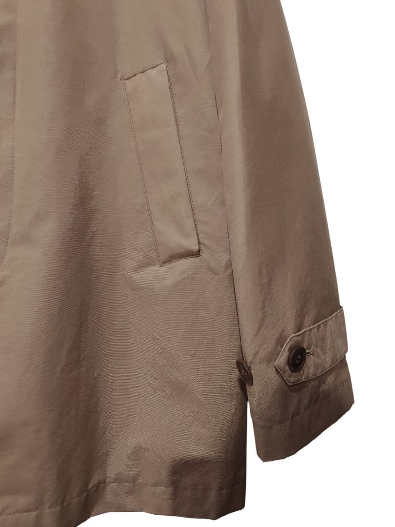 美品URBAN RESEARCH DOORS ベージュ トレンチコート M 軽量